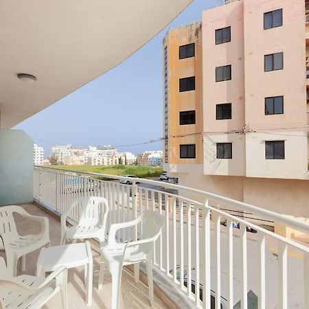 Spacious 2Br Apt In Qawra - Perfect For Families By 360 Estates خليج سانت بول المظهر الخارجي الصورة