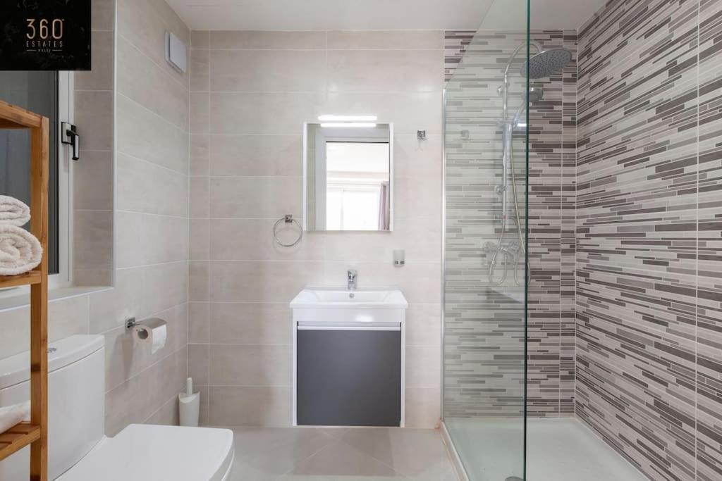 Spacious 2Br Apt In Qawra - Perfect For Families By 360 Estates خليج سانت بول المظهر الخارجي الصورة